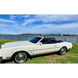 1981 Buick Riviera - Coupe 2D