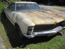 1965 Buick Riviera Hardtop