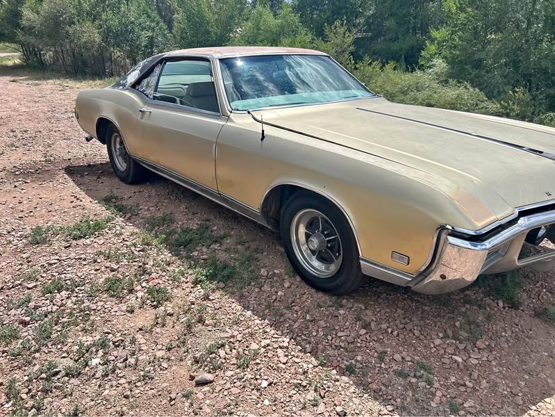 1969 Buick Riviera - Coupe 2D