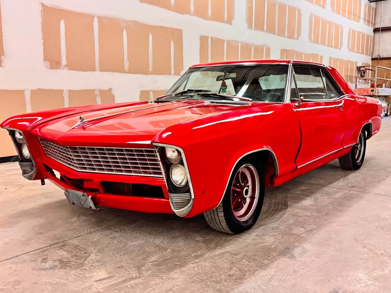 1965 Buick Riviera - Coupe 2D