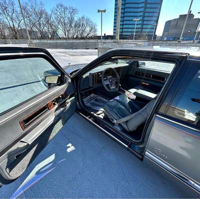1989 Buick Riviera - Coupe 2D