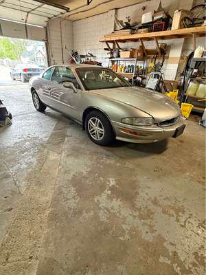 1998 Buick Riviera - Coupe 2D