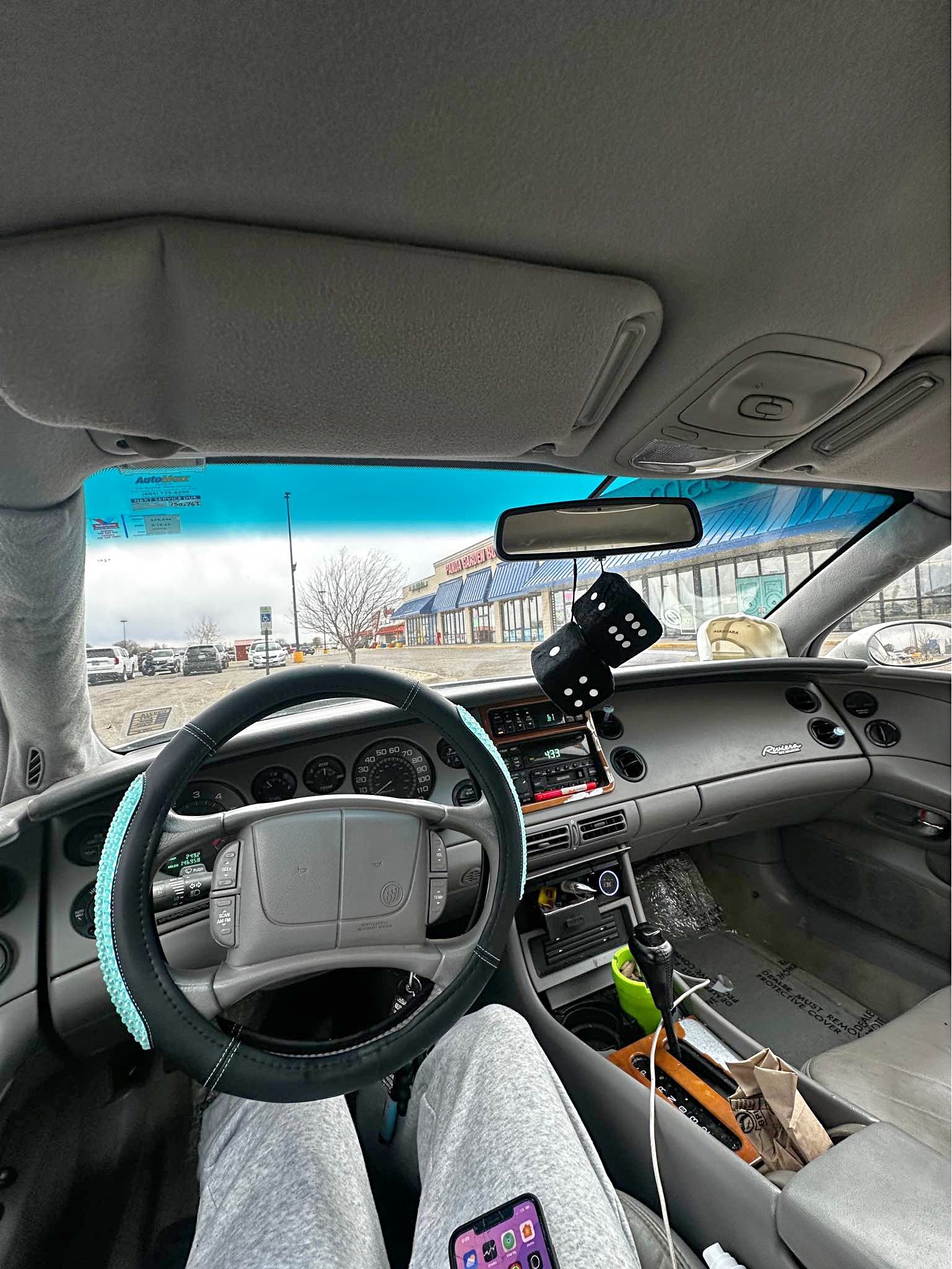 1997 Buick Riviera - Coupe 2D