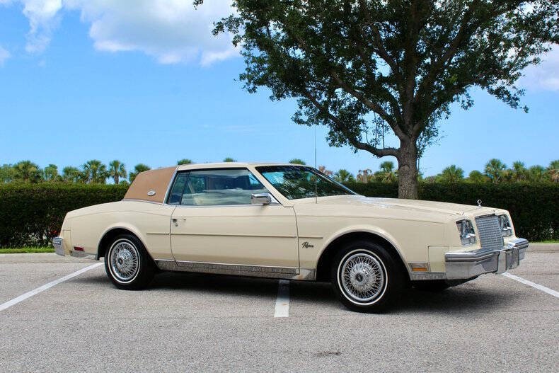 1981 Buick Riviera Base 2dr Coupe