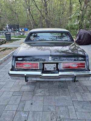 1984 Buick Riviera - Coupe 2D