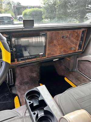 1984 Buick Riviera - Coupe 2D