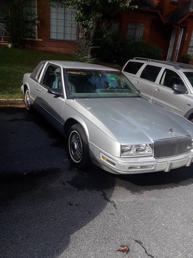 1986 Buick Riviera - Coupe 2D