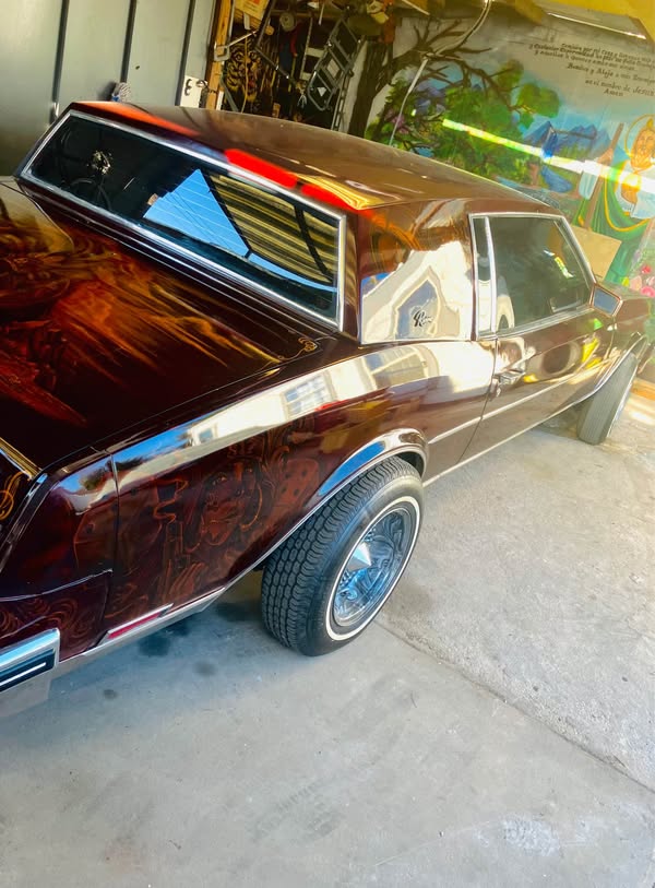 1985 Buick Riviera - Coupe 2D