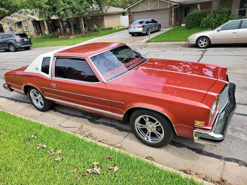 1977 Buick Riviera - Coupe 2D
