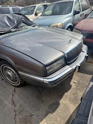 1988 Buick Riviera - Coupe 2D