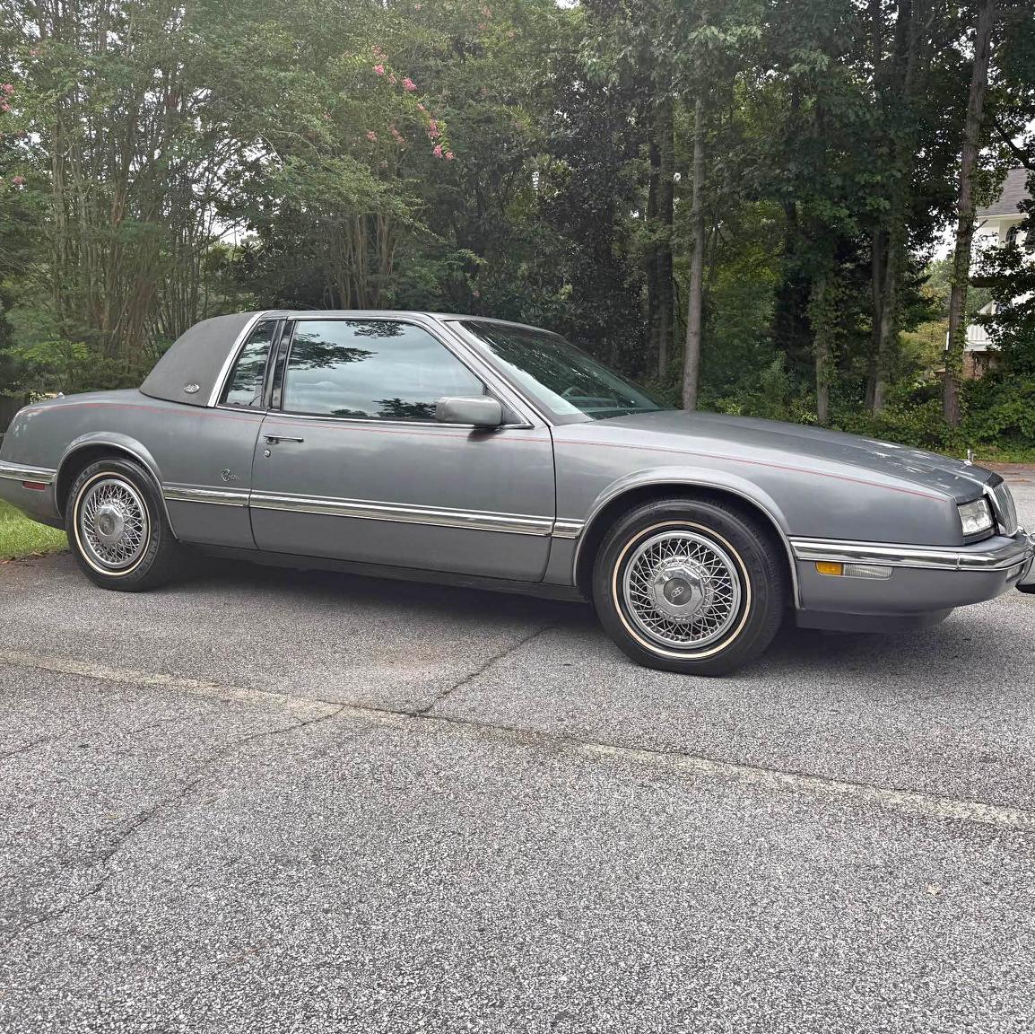 1989 Buick Riviera - Coupe 2D