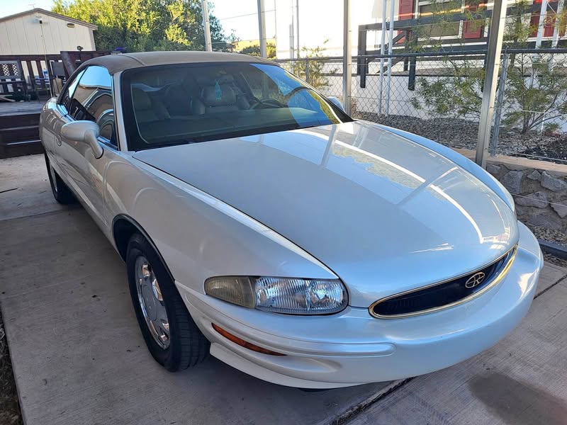 1998 Buick Riviera - Coupe 2D