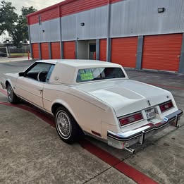1981 Buick Riviera - Coupe 2D