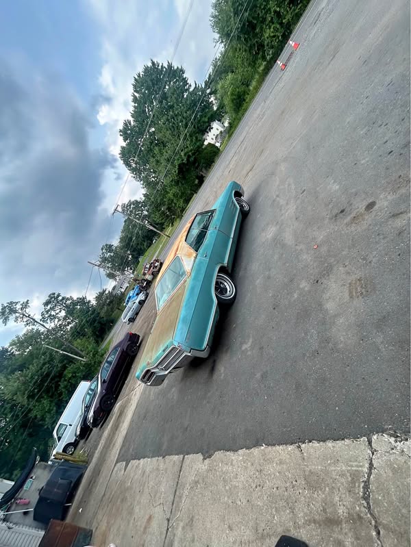 1965 Buick wildcat - Classic Sedan