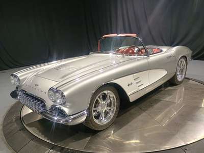 1961 Chevrolet Corvette Restomod Gen V LT1