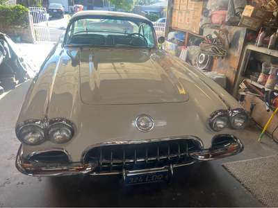 1960 Chevrolet Corvette - Hard Top 2D