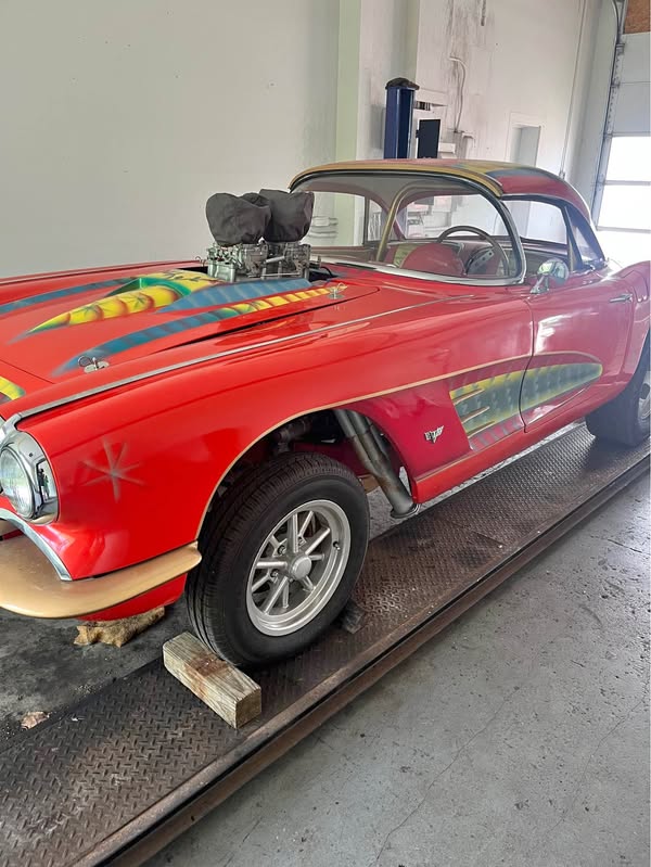1960 Chevrolet Corvette - Convertible 2D