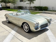 1962 Chevrolet Corvette Restomod
