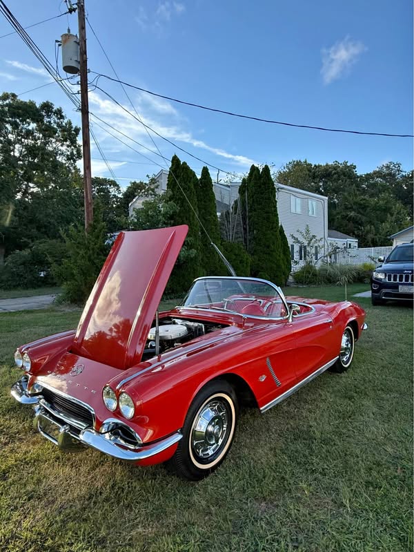 1962 Chevrolet Corvette - Convertible 2D