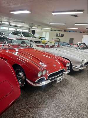 1962 Chevrolet Corvette - Convertible 2D