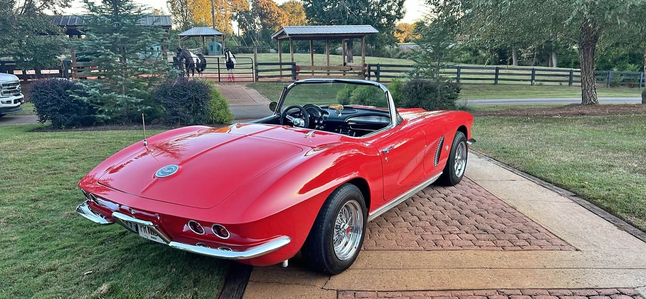 1962 Chevrolet Corvette - Convertible 2D