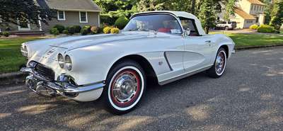 1962 Chevrolet Corvette - Convertible 2D