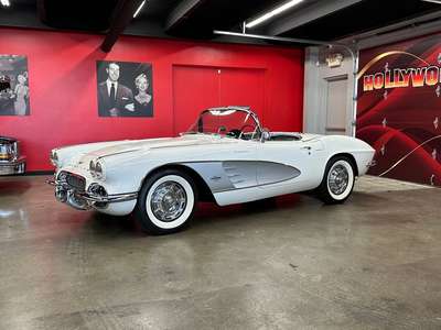 1961 Chevrolet Corvette Fuelie