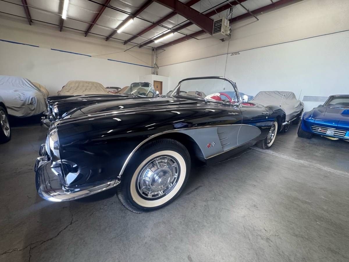 1960 Chevrolet Corvette Fuel Inj, 4-Spd, Hard & Soft Top,...