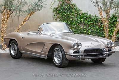 1962 Chevrolet Corvette Convertible with 2 Tops