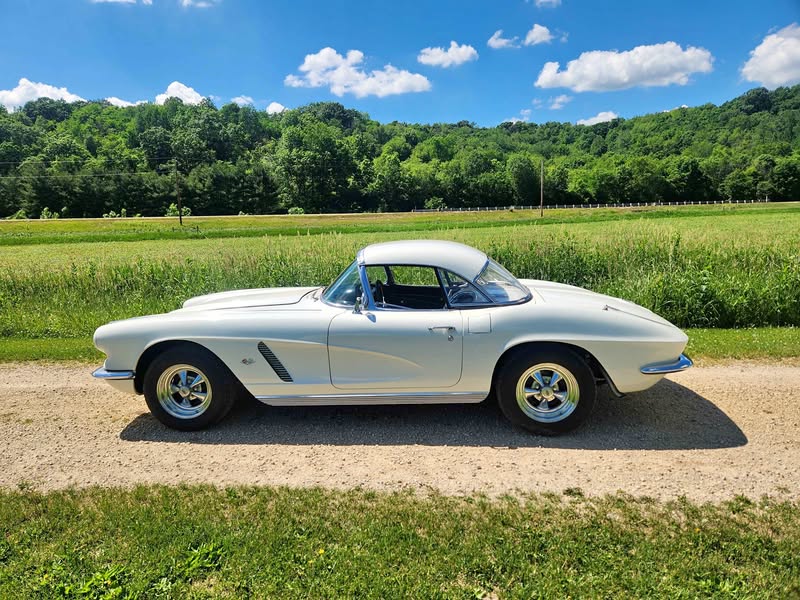 1962 Chevrolet Corvette - Convertible 2D