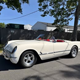 1961 Chevrolet Corvette - Convertible 2D
