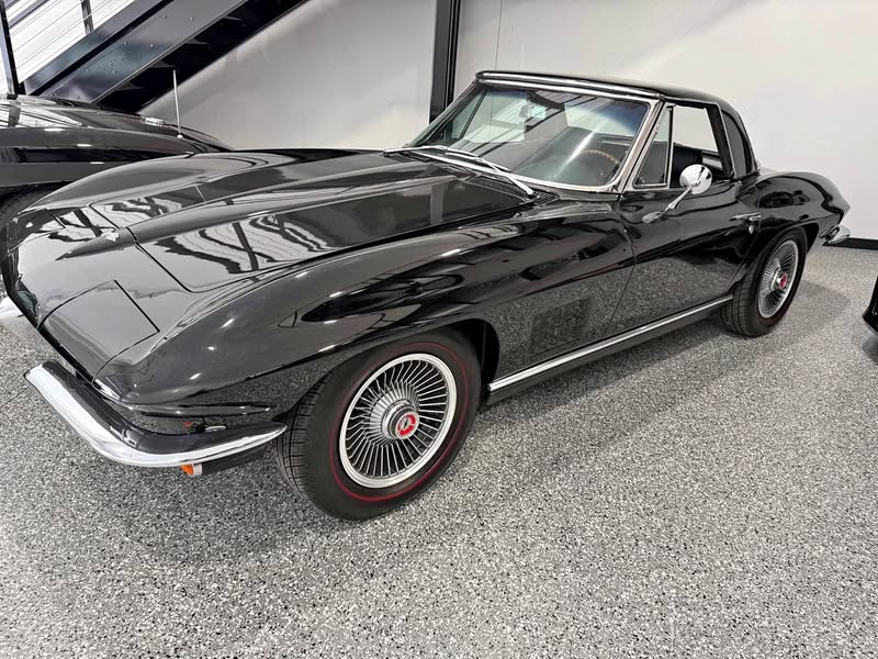 1967 Chevrolet Corvette - .