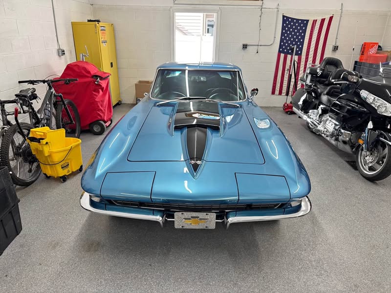 1967 Chevrolet Corvette - Stingray