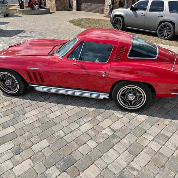 1965 Chevrolet Corvette - Fuelie