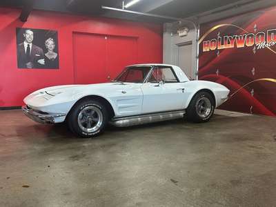 1963 Chevrolet Corvette 2dr Convertible