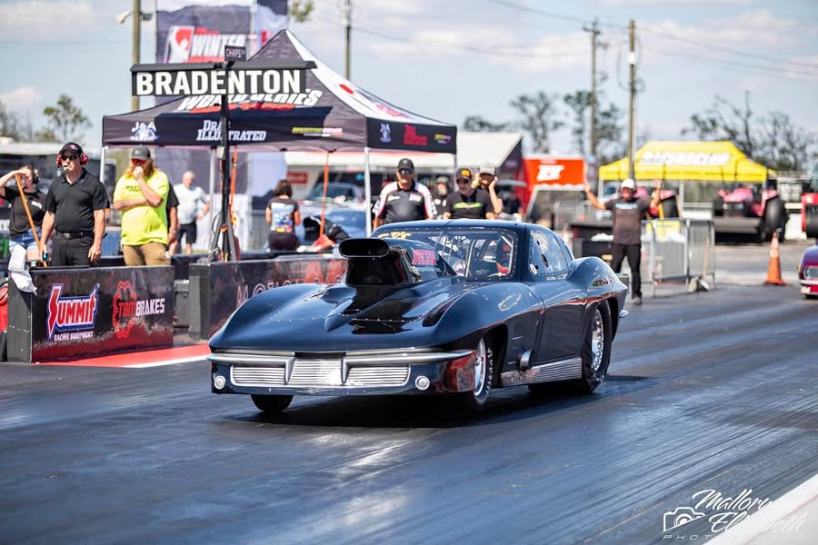 1963 Chevrolet Corvette - Championship Special Edition Coupe 2D
