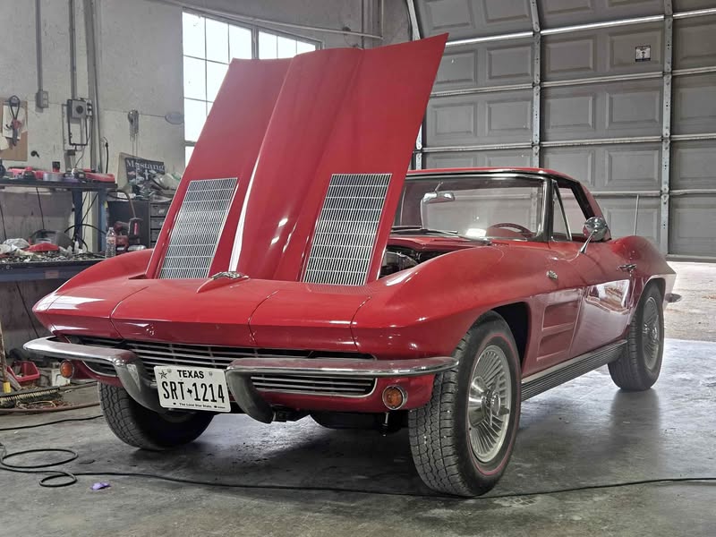 1963 Chevrolet Corvette - Stingray Convertible 2D