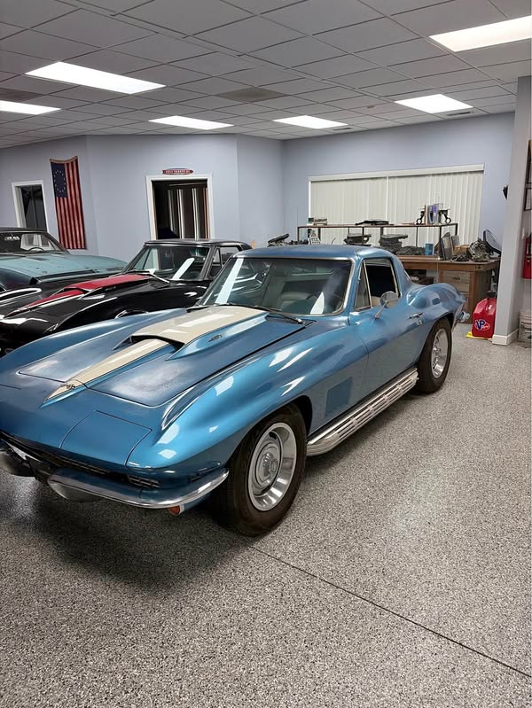 1967 Chevrolet Corvette - Coupe 2D