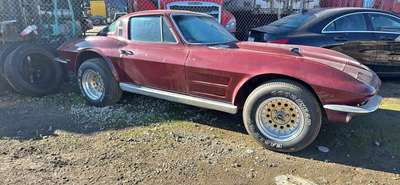 1964 Chevrolet Corvette - Sting ray