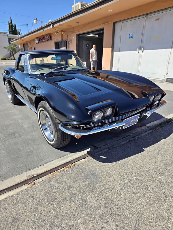 1963 Chevrolet Corvette - Convertible 2D