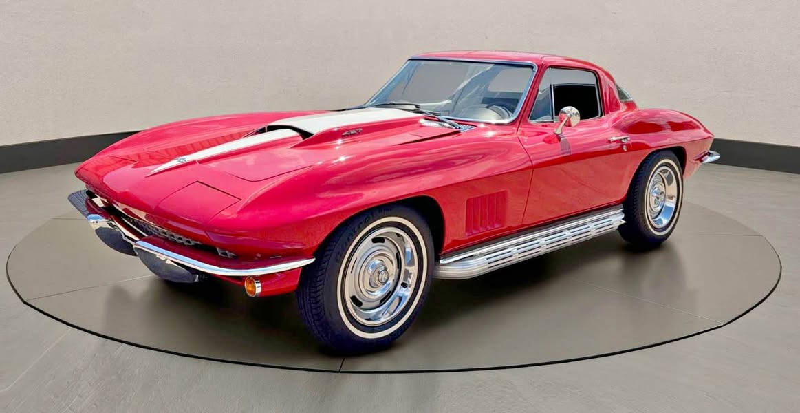1967 Chevrolet Corvette - Coupe 2D