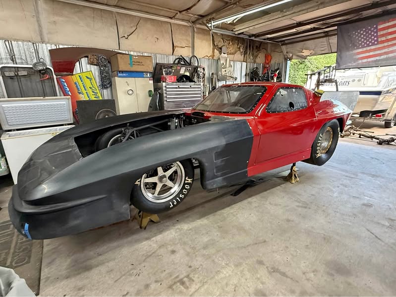 1963 Chevrolet Corvette - Championship Special Edition Coupe 2D