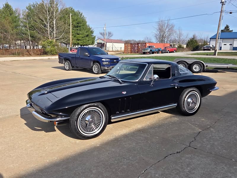 1965 Chevrolet CORVETTE