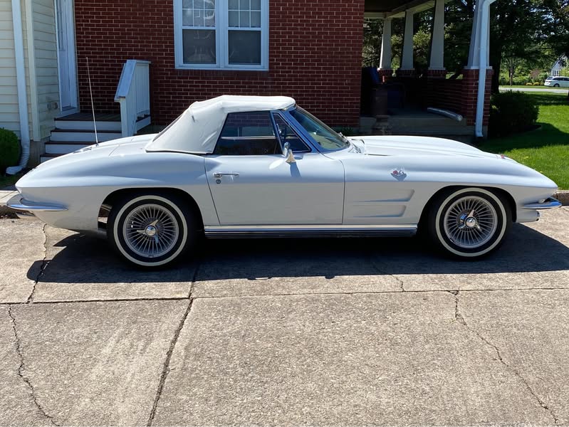 1964 Chevrolet corvette stingray