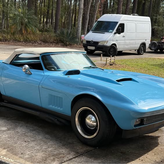 1963 Chevrolet Corvette - Convertible 2D