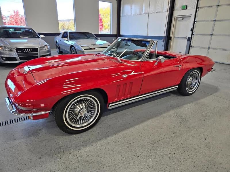 1965 Chevrolet Corvette Stingray Convertible