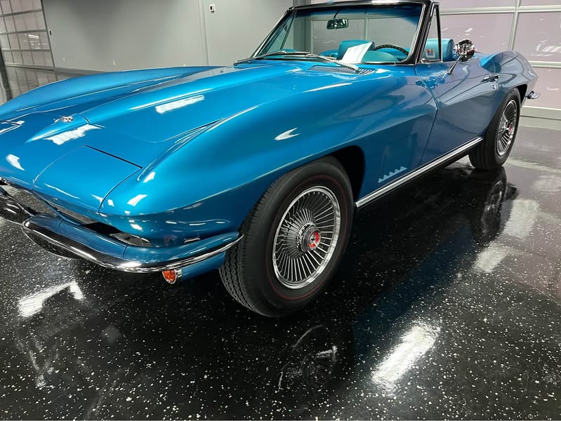 1967 Chevrolet corvette, 327\/350, ncrs top flight, ps, pb, headrests, all docs, 2 tops