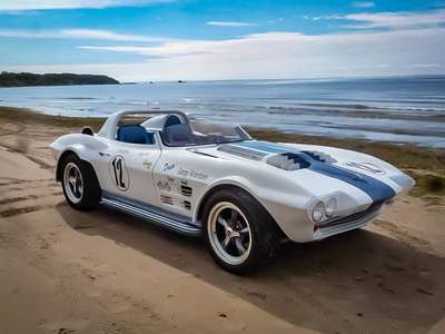 1964 Chevrolet Corvette 355 LT1 V8 /: 5-speed Tremec / 12K...