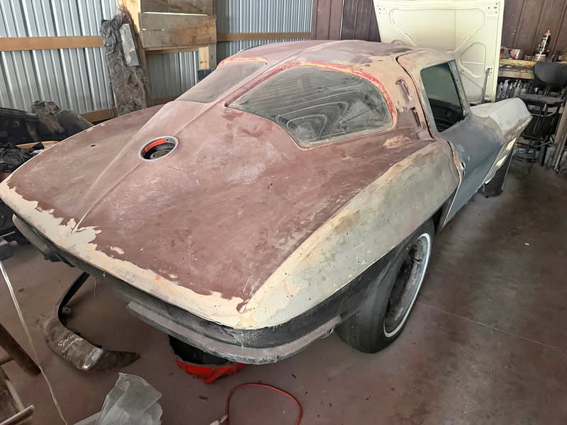 1963 Chevrolet Corvette - Coupe 2D