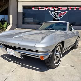 1965 Chevrolet CORVETTE
